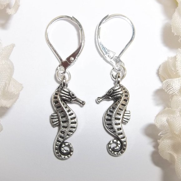 Earrings, Seahorse Earrings, Silver Seahorse Earrings, Beach Jewelry, NWT 8015 - Picture 1 of 8
